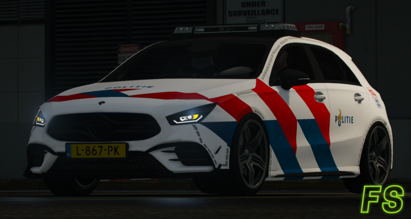 Politie – Benefactor Schlagen XS